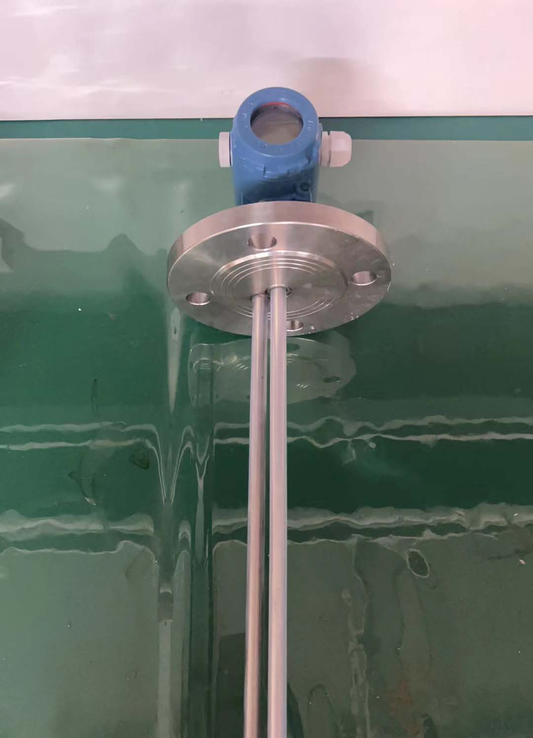 防酸碱液位计在工业领域中的重要性